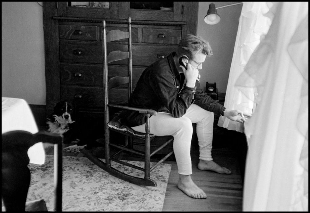 45 Intimate Photographs Capture Daily Life of James Dean in 1955