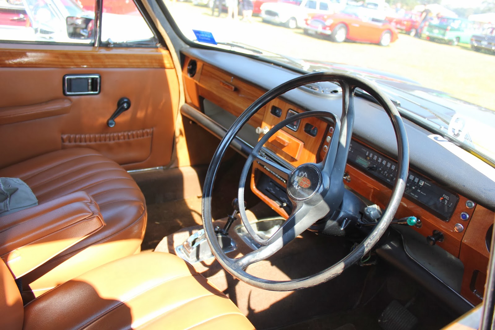 aussie-old-parked-cars-1968-austin-3-litre