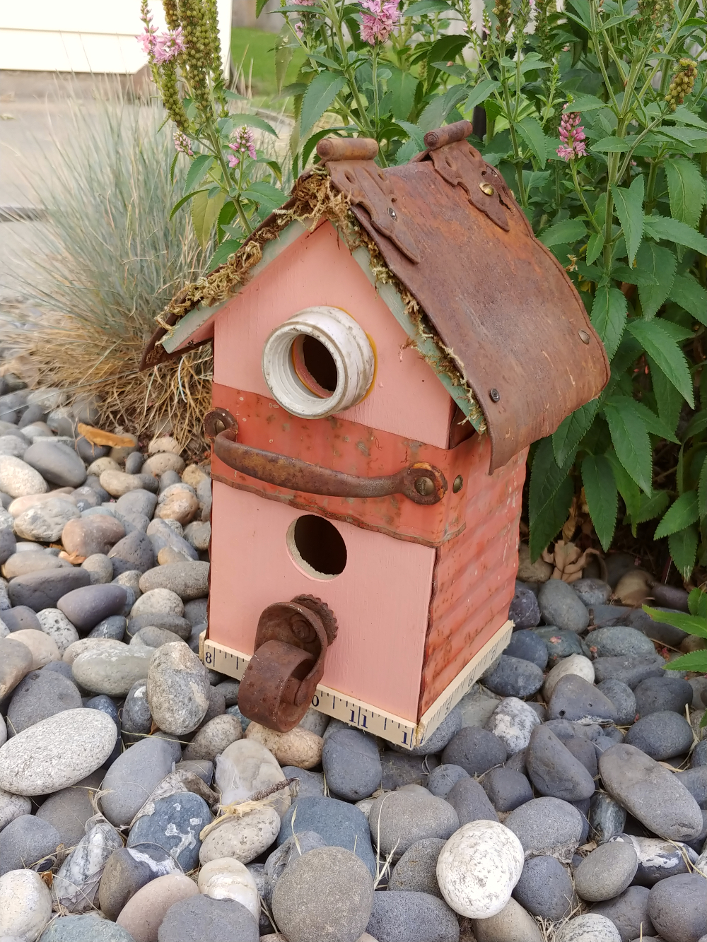 Junk style birdhouses