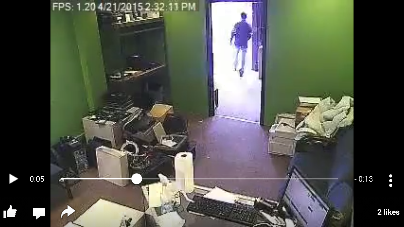 COLUMBIA SPY Laptop stolen from computer shop