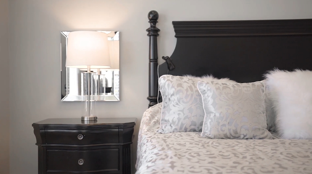 57 Interior Design Photos vs. 319 184 St, Surrey, BC Luxury Home Tour