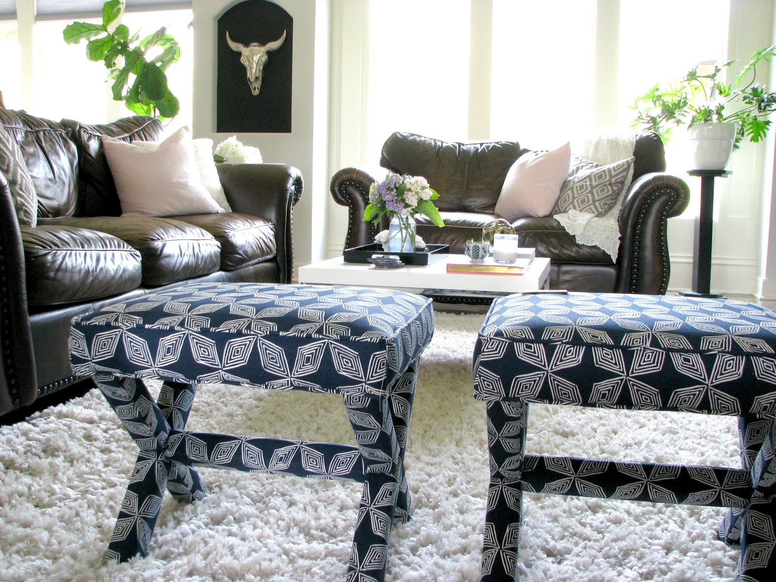 Life Love Larson Decorating Around Dark Leather Sofas