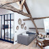 Estudio abuhardillado en París: chic + natural