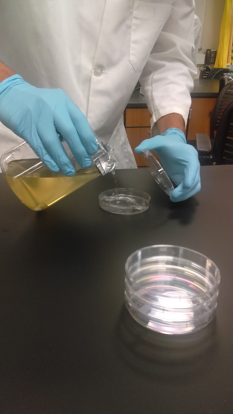 Wastewater Microbiology EES 4102C Media Preparation and Autoclave