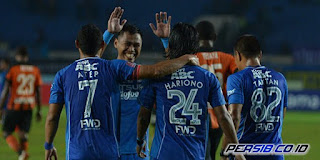 Persib Bandung vs Perseru Serui 6-2 All Goals & Highlights Video.