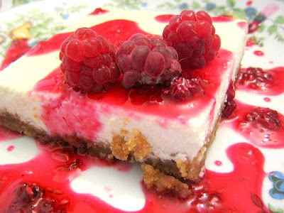 White Chocolate and Raspberry Cheesecake with Thermomix
