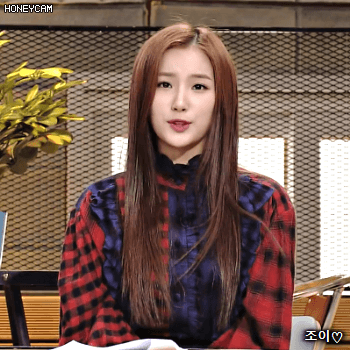 171212 한밤 앨리스 소희.gif | 인스티즈