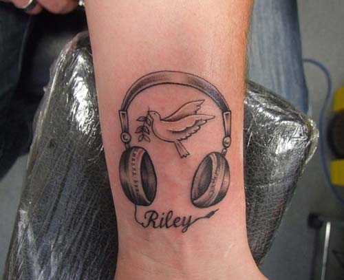 güvercin erkek bilek dövmeleri dove wrist tattoos for men güvercün erkek bilek dövmeleri dove wrist tattoos for men
