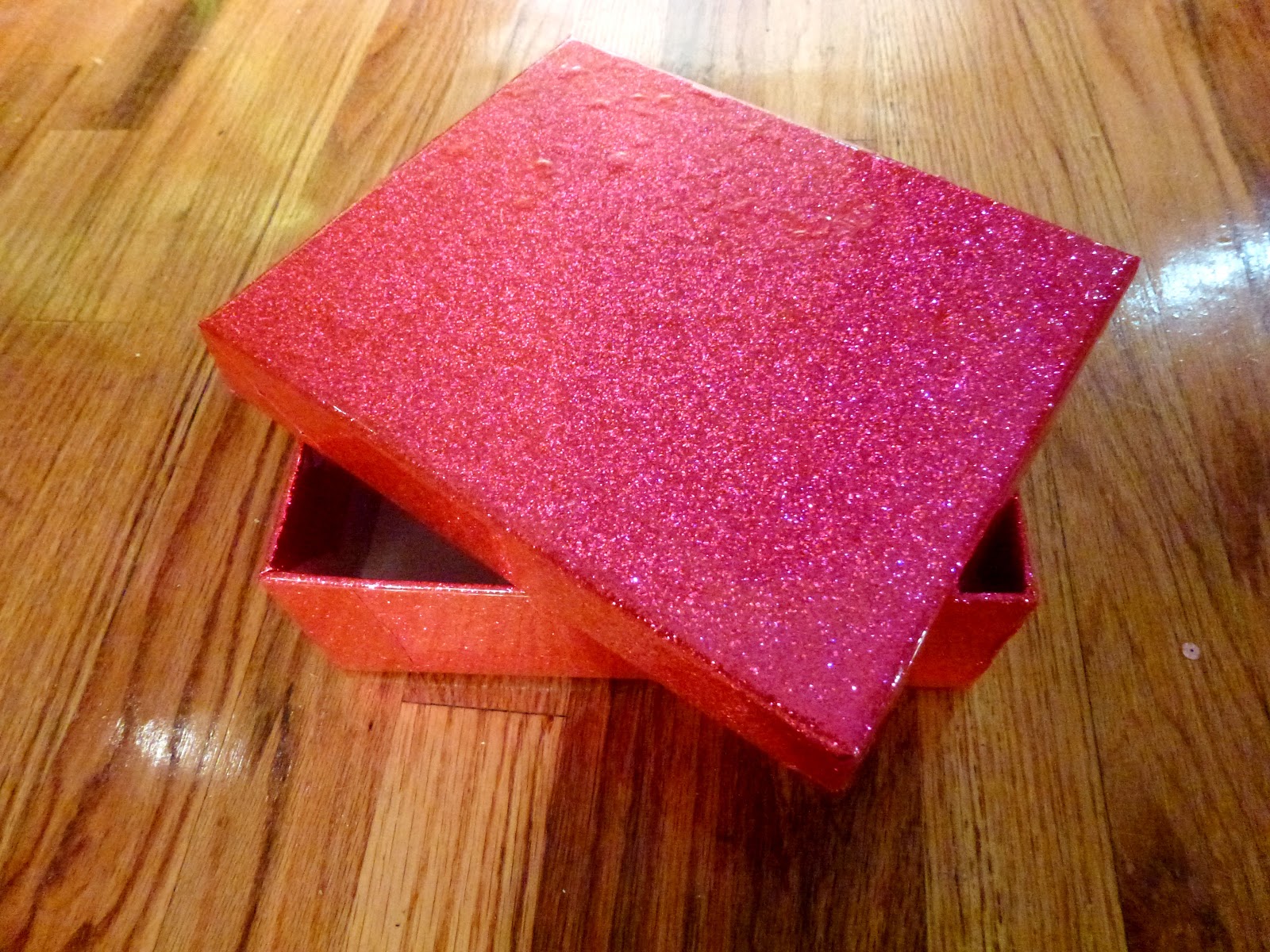 Hey! Look what I Made! Glitter Box