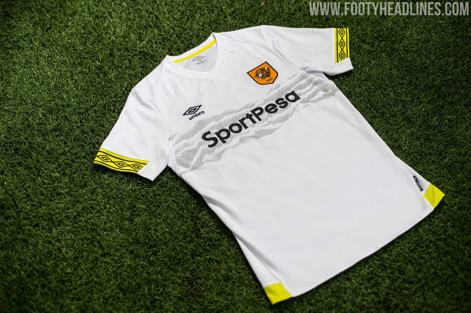Hull City 1819 Third Kit Revealed Footy Headlines