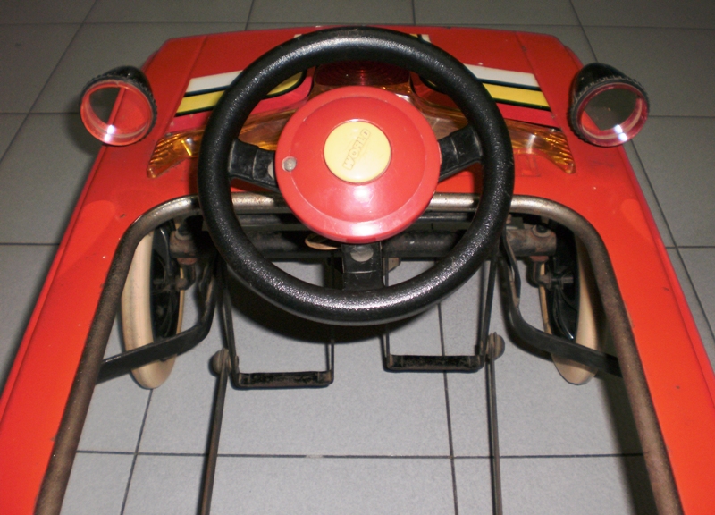 Pedal car df110
