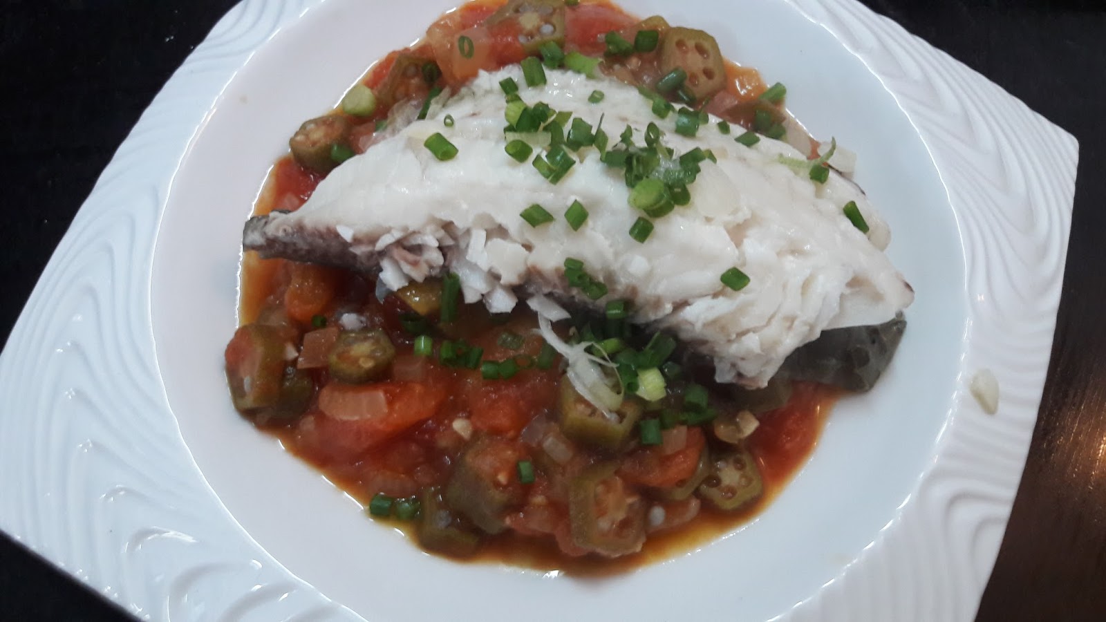 Low GI Cooking Steamed fish with okra and tomato stew