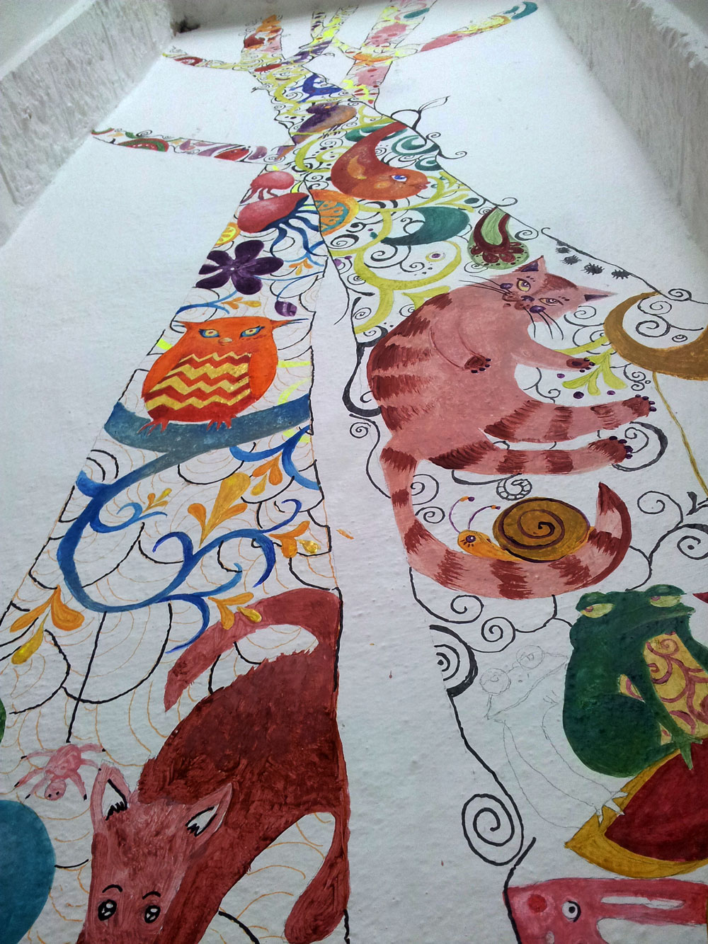 yara001 library wall painting