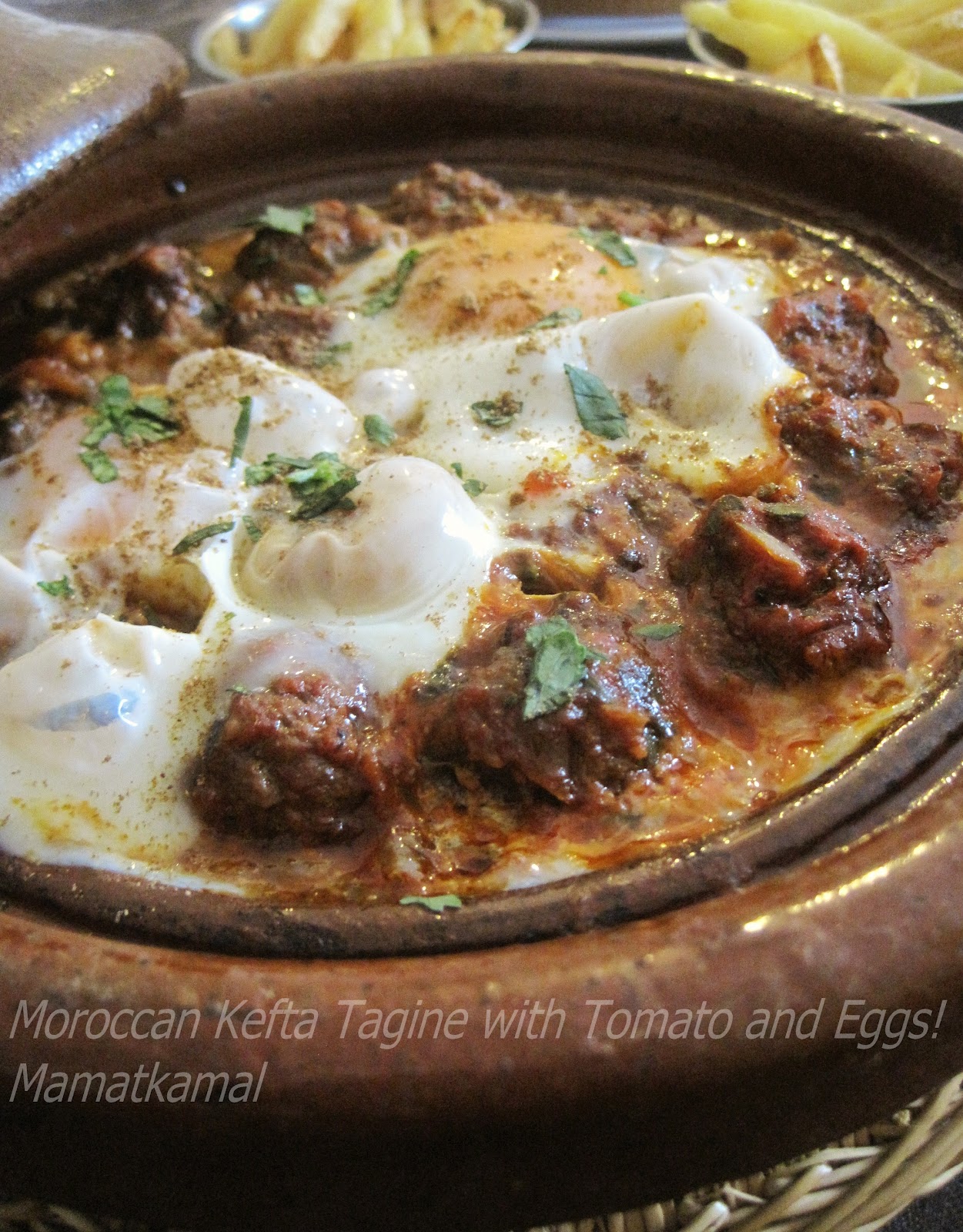 طجينْ الكْفْتَة وْ الْبيظْ/KBM/Moroccan Kefta Tagine/Tajine Kefta