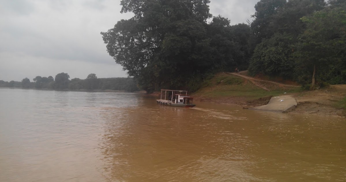 Puisi Sungai Batanghari - Halley Kawistoro