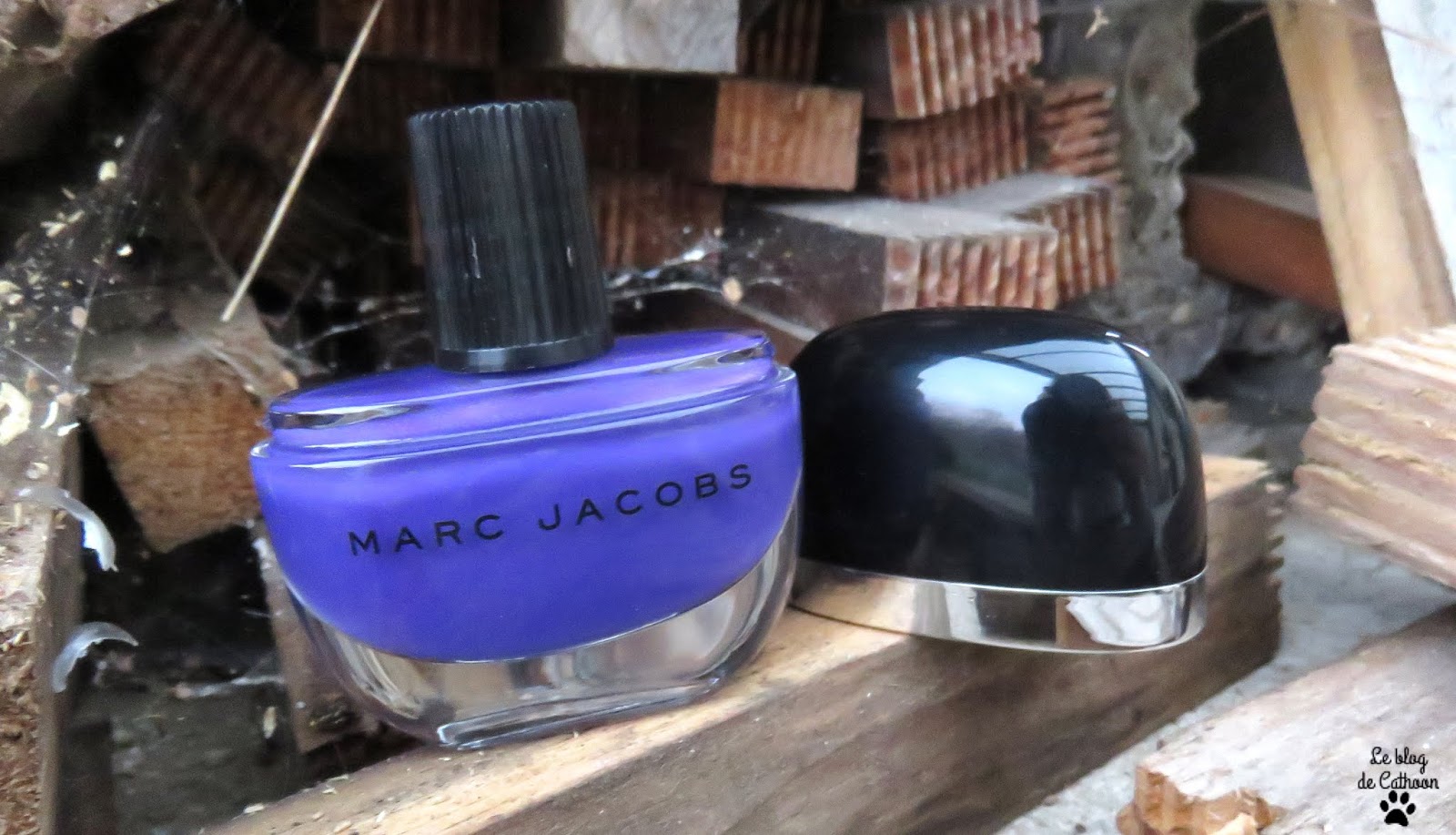 Enamored - Vernis à Ongles -122 Ultraviolet - Marc Jacob