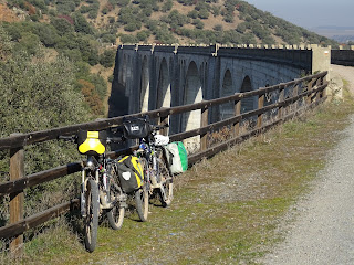 Viaducto de Azután