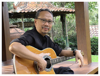 Download Lagu Ebiet G Ade Full Album Mp3 - Terbaru Terupdate 2021