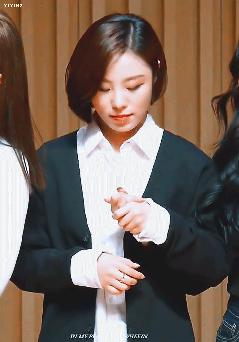 theqoo inserted image