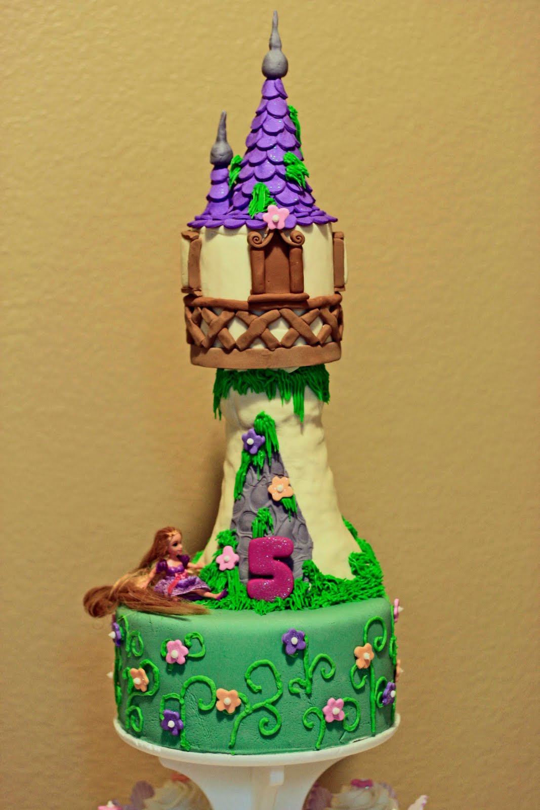 tangled coloring pages rapunzel cake - photo #21