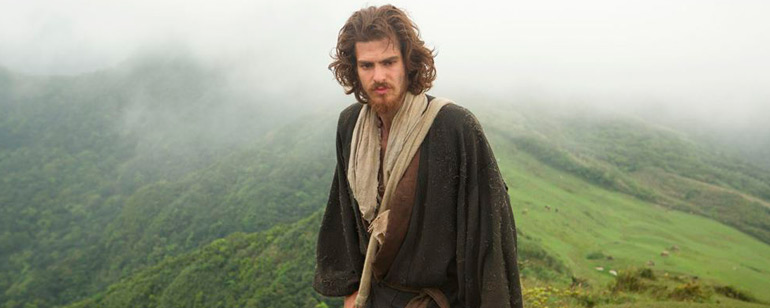 Imagem do filme "Silêncio", adaptado por Martin Scorsese, autor do prefácio dessa edição
