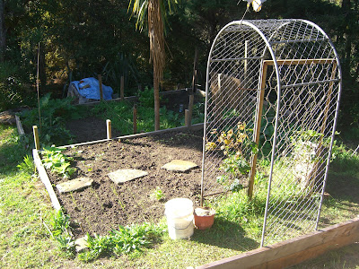 Dave   s Garden  The Garden Archway