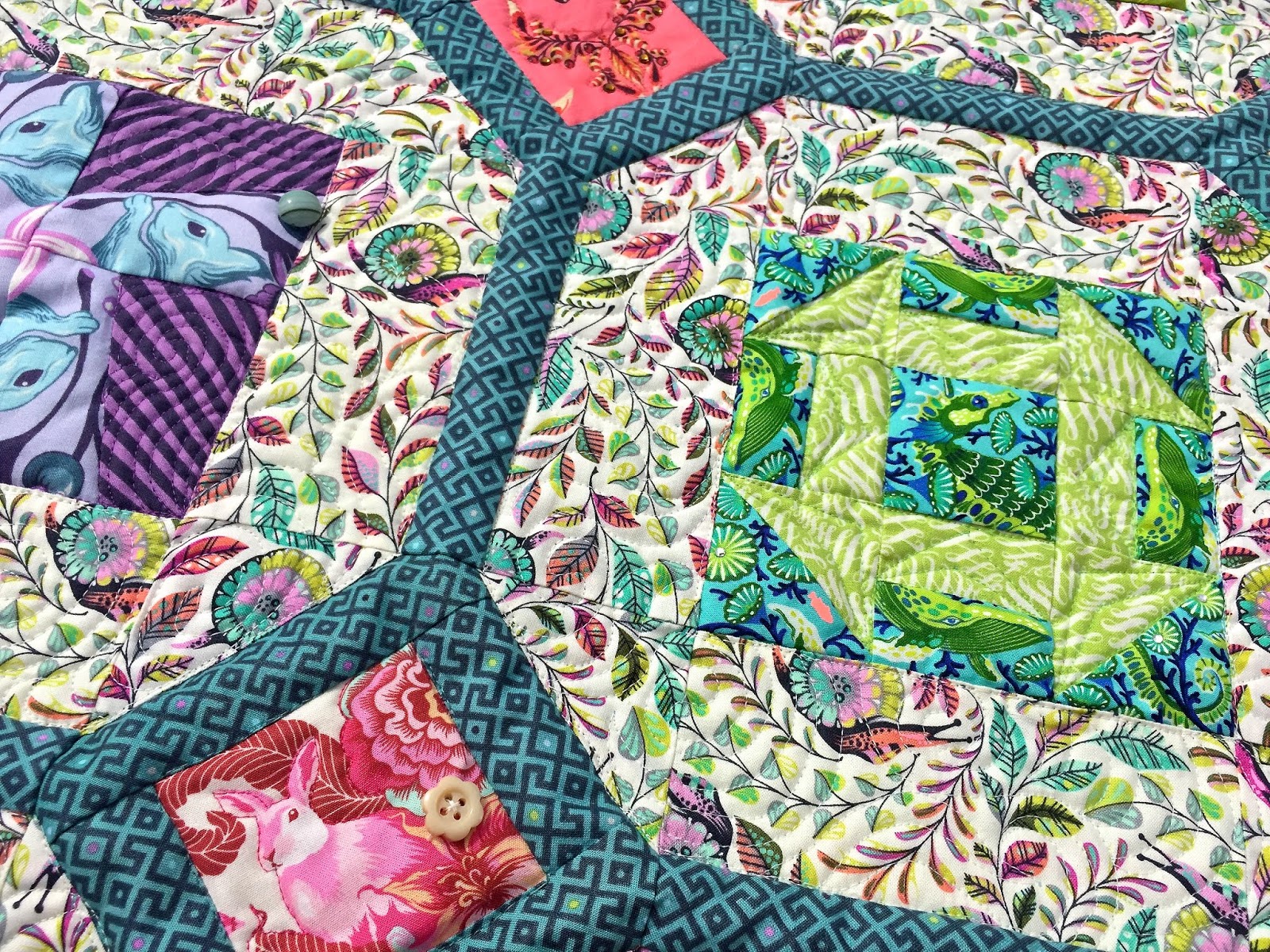 Quilting Mod Vibrant Celebration Finishing Touches