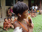 Hermanos Yanomamis