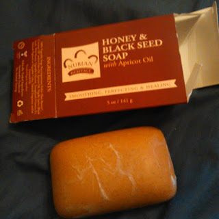 nubian heritage jabon natural, la variedad con miel y aceite de comino negro