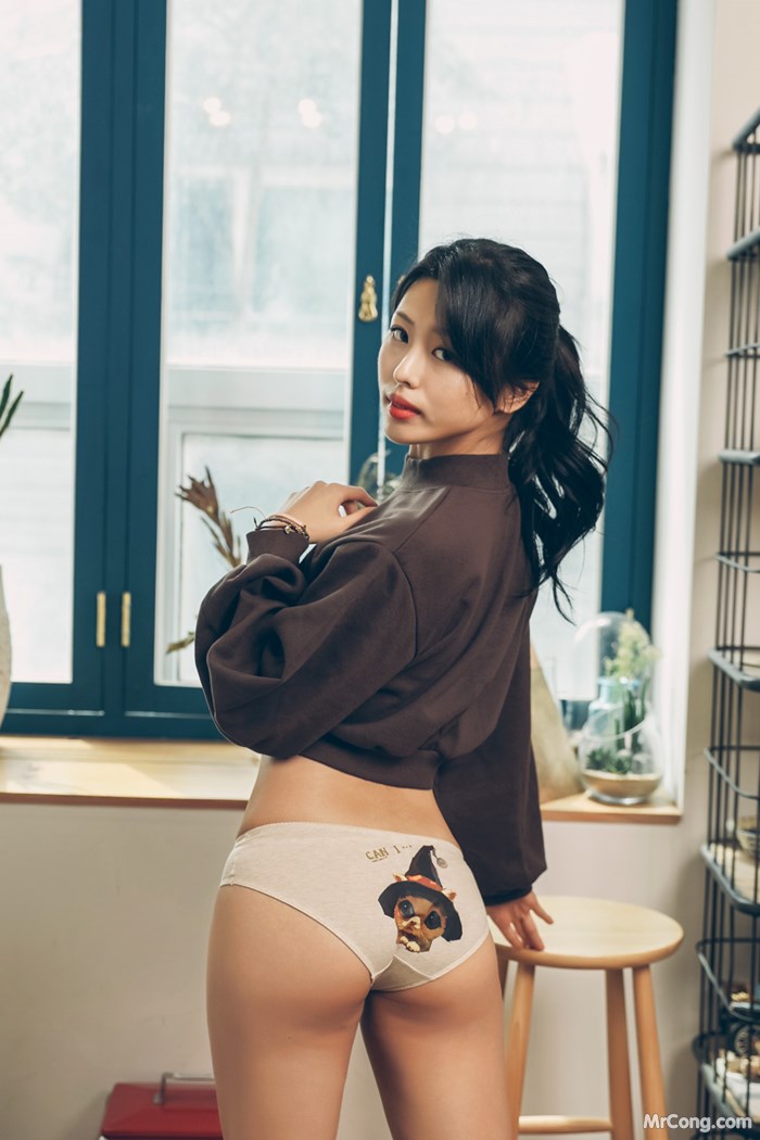 Beautiful Jung Yuna in underwear and bikini pictures in September 2017 (286 photos)