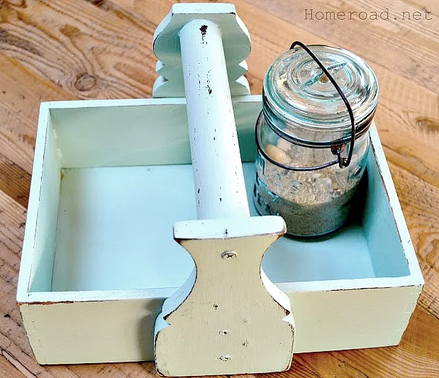 How to Make a sea glass colored Crate from an organizer. Homeroad.net