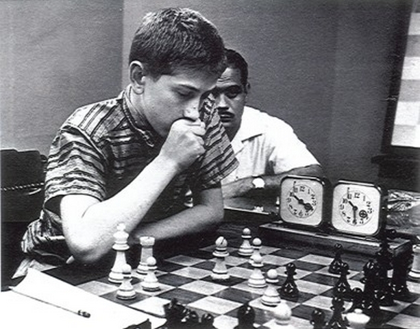 Morre Bobby Fischer, a lenda do xadrez - NSC Total
