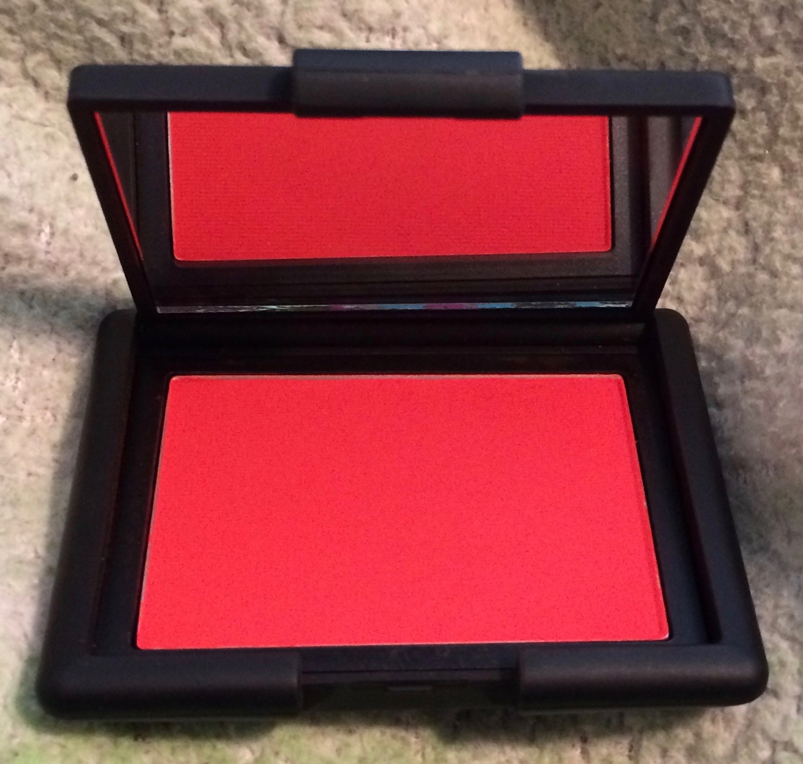 NARS Exhibit A Powder Blush Review & Swatches