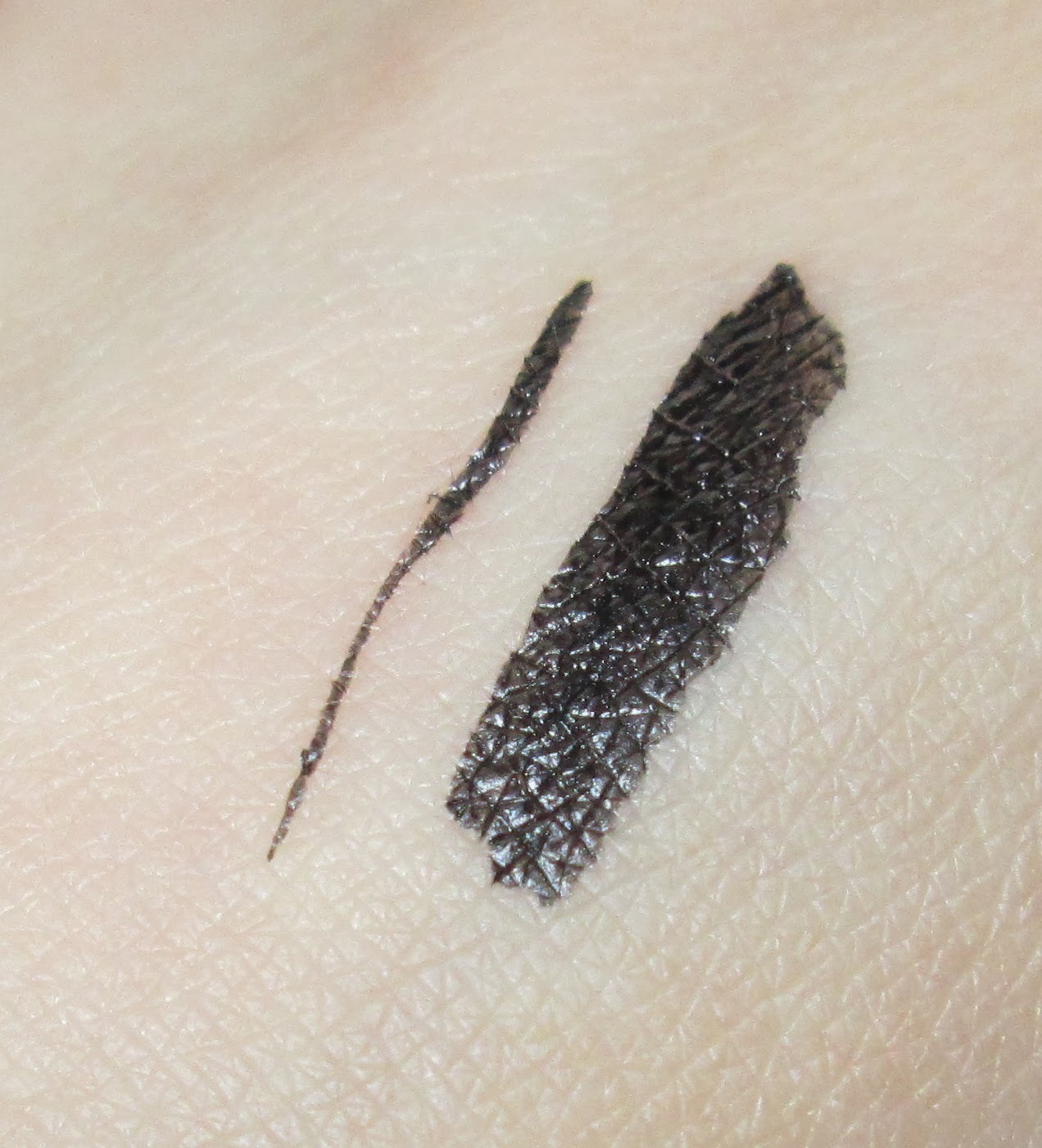 [Review] Catrice Liquid Liner waterproof 010 Don’t Leave Me!
