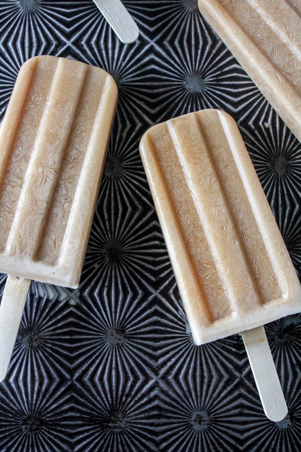 Cool off from the heat and get a midday pick-me-up with these Mocha Cappuccino Pops! Creamy and delicious, they are the perfect summer treat!