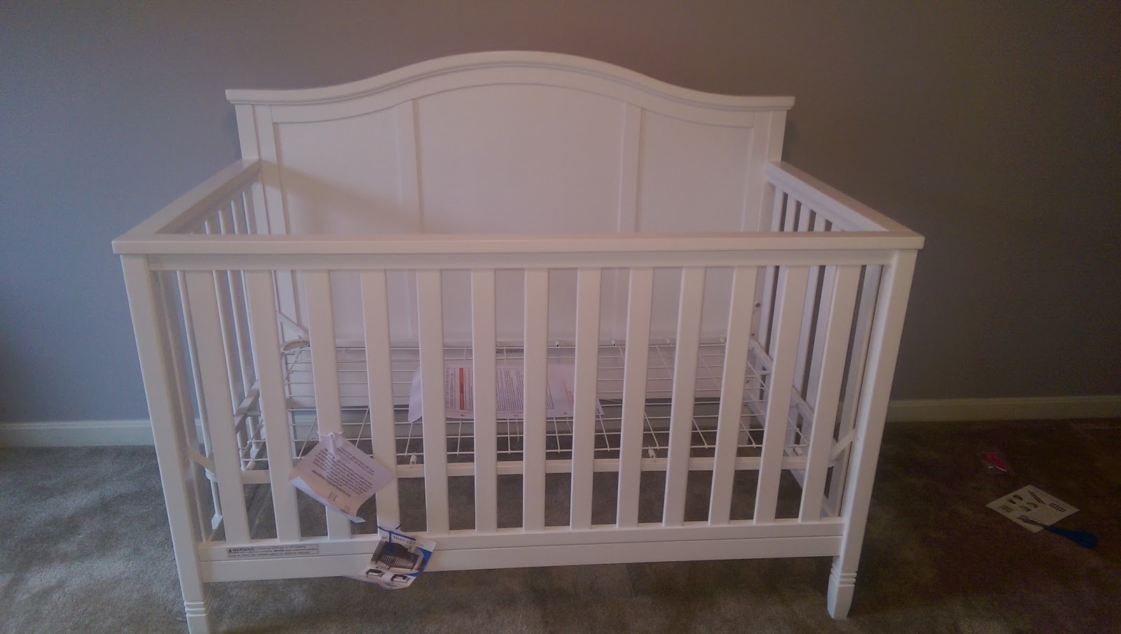 Light 'em Up Outdoors Delta Children 'Madrid' 4in1 Crib Review