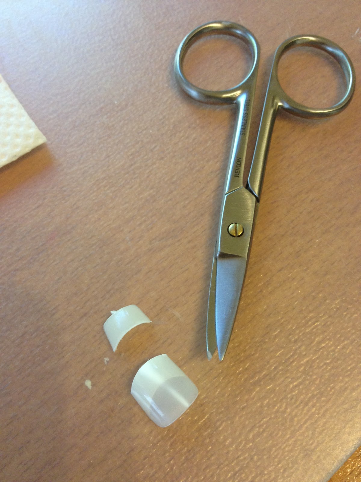 Elmo's Empire fake ripped nail.