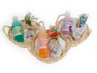 cestas mimbre baño aromas cestas de mimbre para el baño con aromas unos detalles de boda prácticos para las mujeres