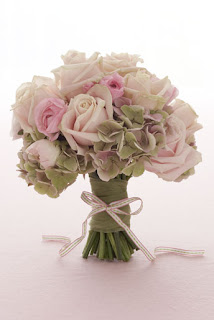 Beautiful Bliss Creative: Fresh Flower Hand Bouquet
