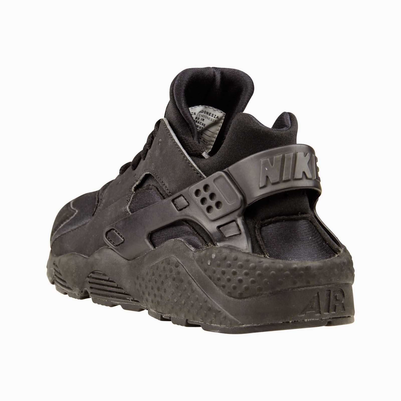 all black huaraches foot locker