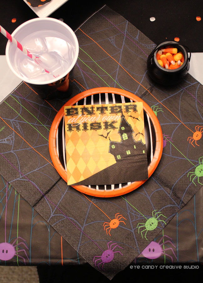 enter at your own risk, halloween party place setting, spider, cauldron
