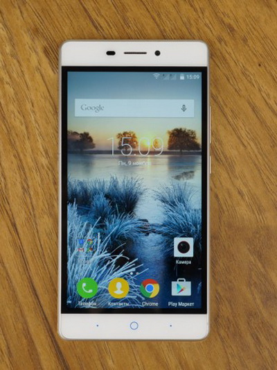 Kamera ZTE Blade A711