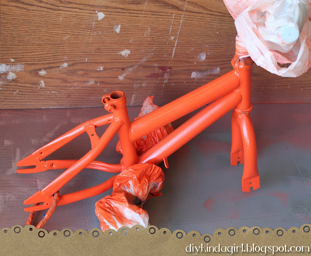 How to Spray Paint a Bike Girl's bike into Boy's bike Infarrantly