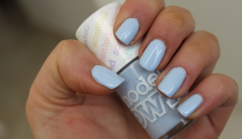 Manicure Monday: Model's Own Blueberry Muffin