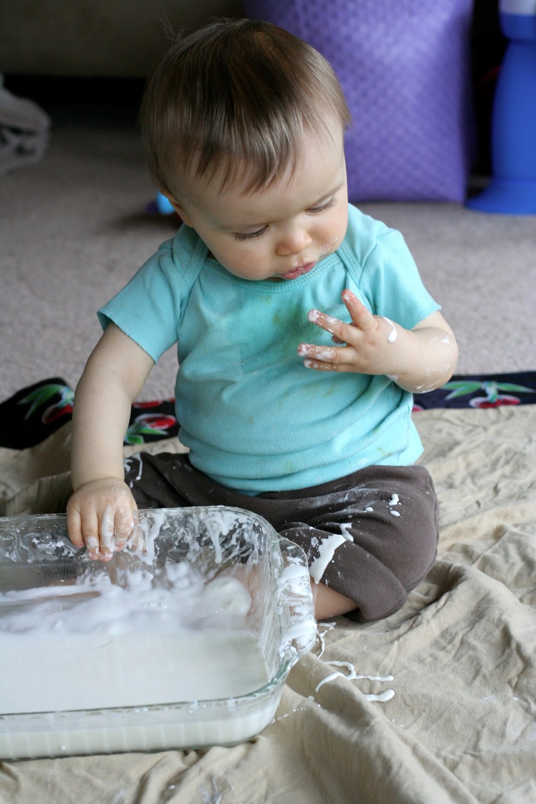 Super Easy Sensory Play Cornstarch and Water