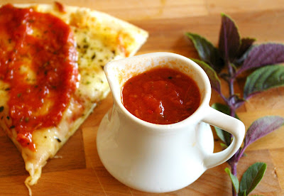pomidorowy sos do pizzy na maśle