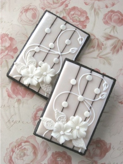 Art Nouveau Floral Lace Wedding Cookies Art Nouveau Floral Lace Wedding Cookies
