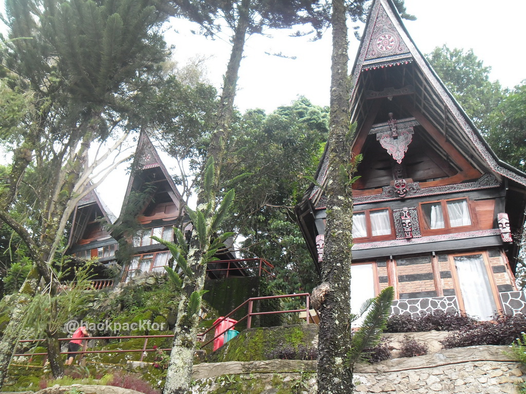 Carolina Cottage Murah Di Tuk Tuk Samosir Backpacktor Com