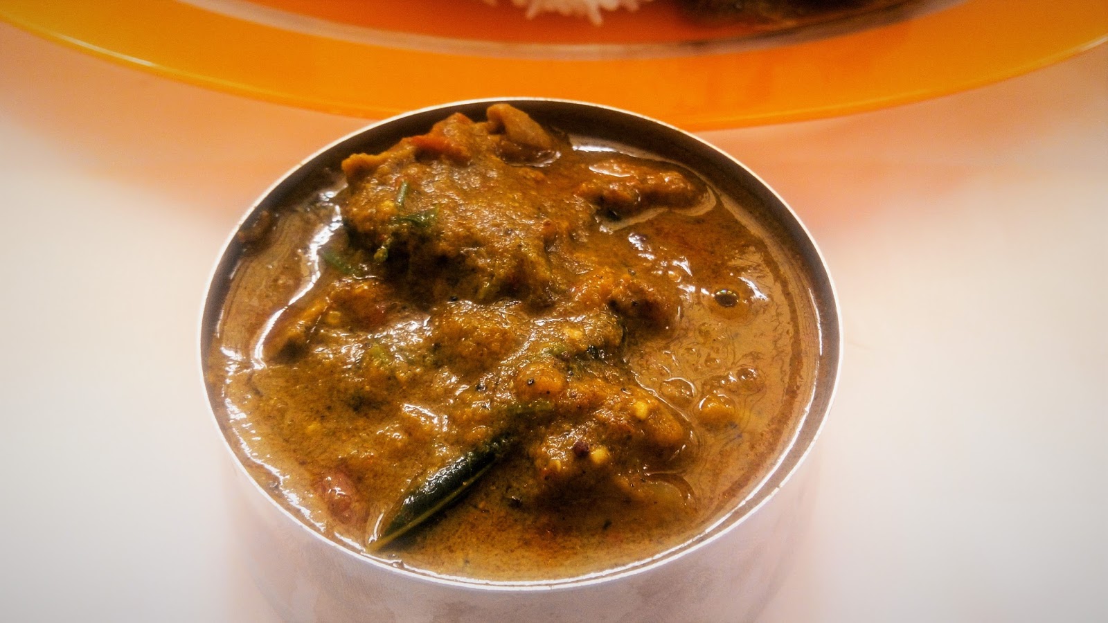 KARAIKUDI CHICKEN KUZHAMBU / CHICKEN GRAVY
