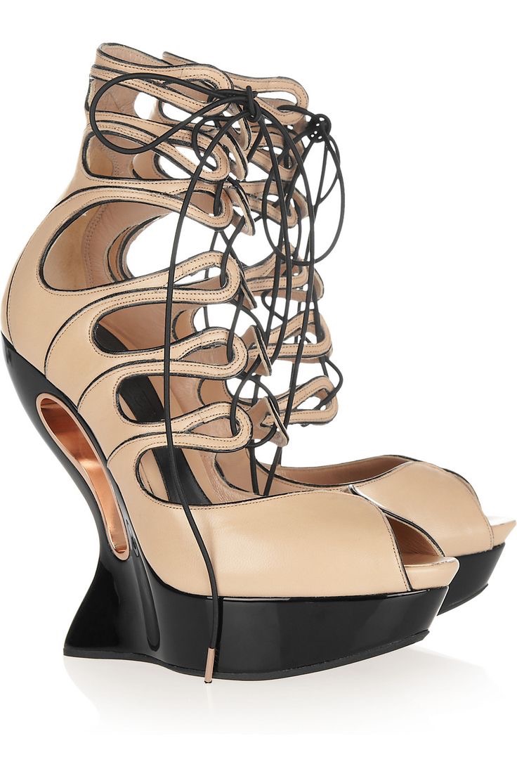 Get Ready For The Alexander McQueen Sample Sale Practically Haute